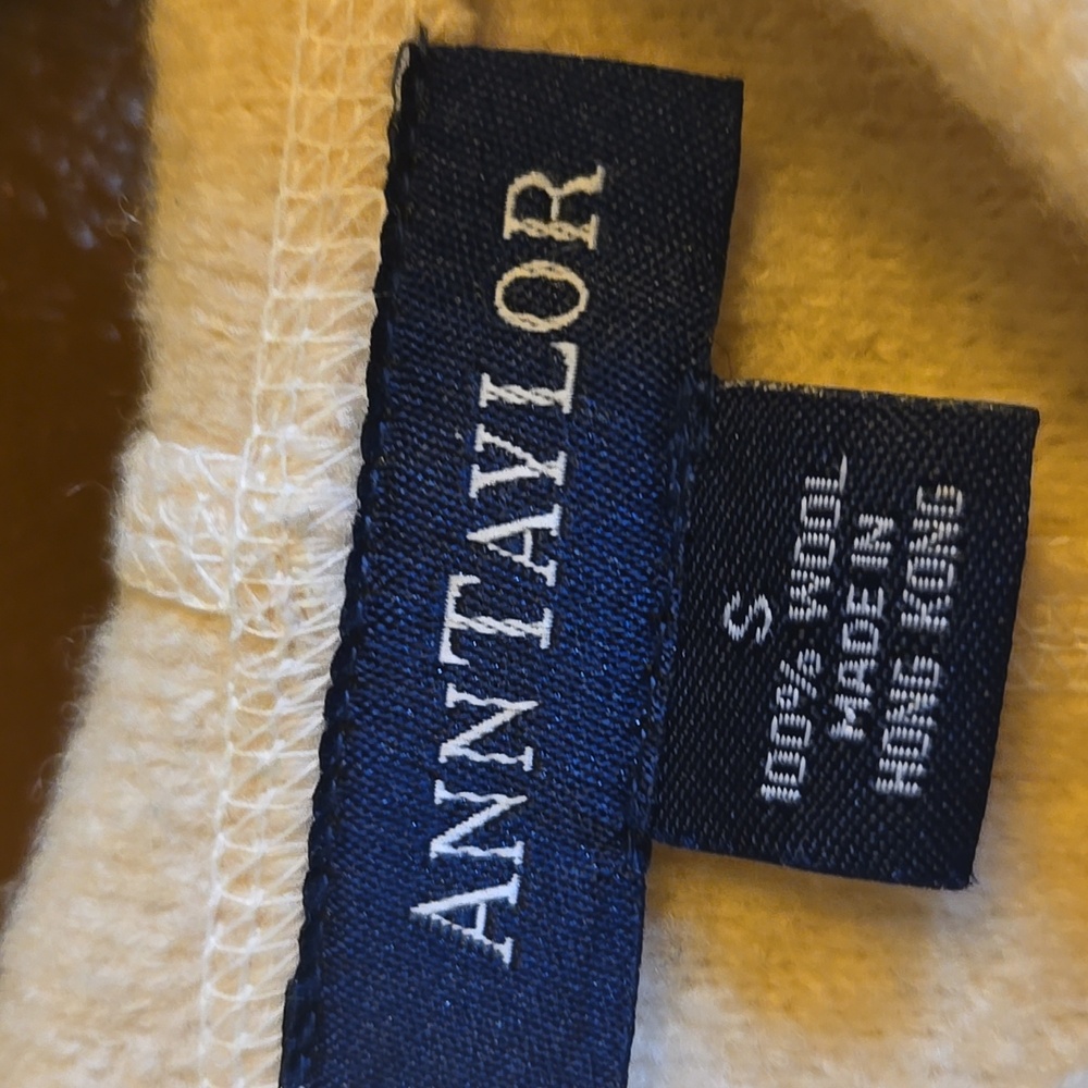 Ann Taylor-Wool ivory button down front hooded sweater Sz S - Picture 2 of 7